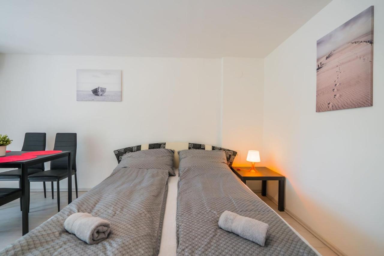 Zigzag Apartman Шиофок Экстерьер фото