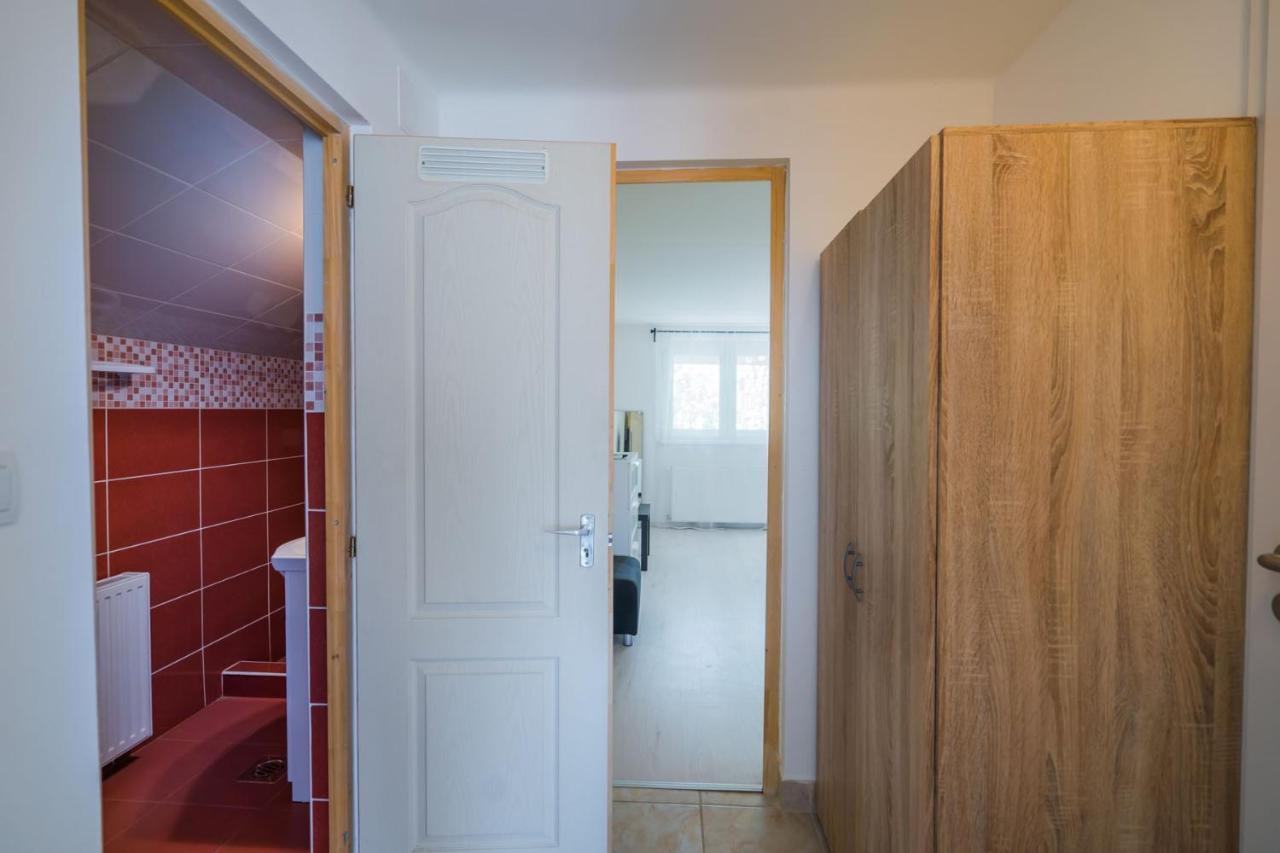 Zigzag Apartman Шиофок Экстерьер фото